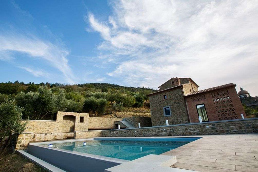 HV10337, Cortona
