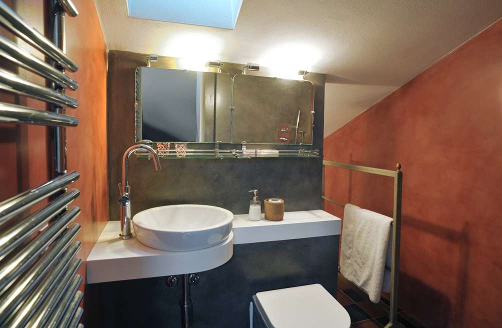 HV10397, photo 21 of 24