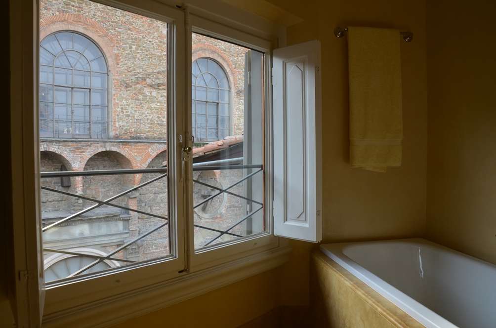 HV10427, photo 22 of 27