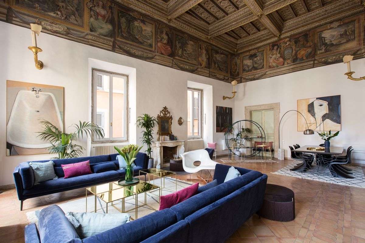 HV10718, Rome