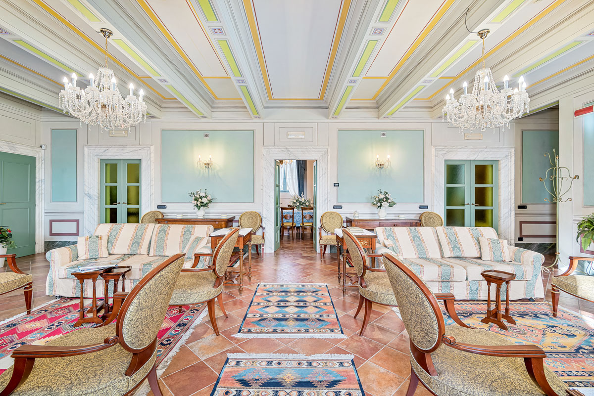 HV10306, photo 16 of 30