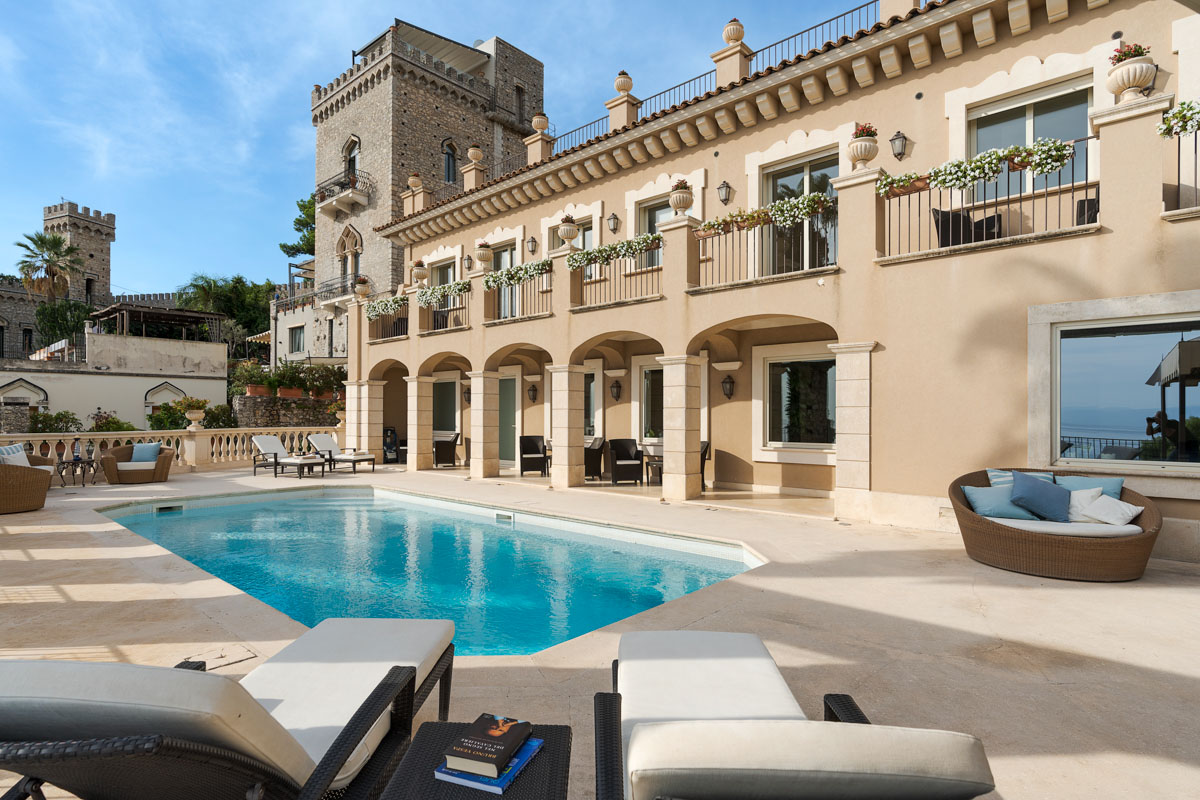 HV1708344309, Taormina