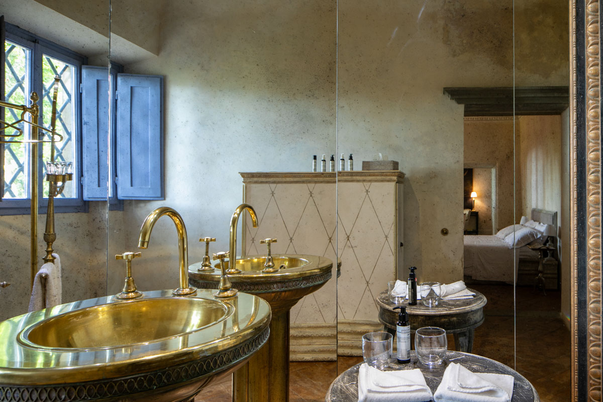 HV1651263718, photo 29 of 30