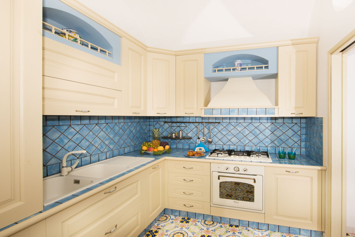 HV10626, photo 22 of 30