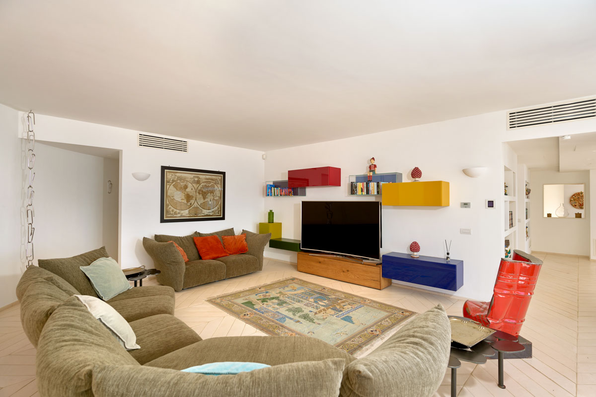 HV1750331178, photo 19 of 30