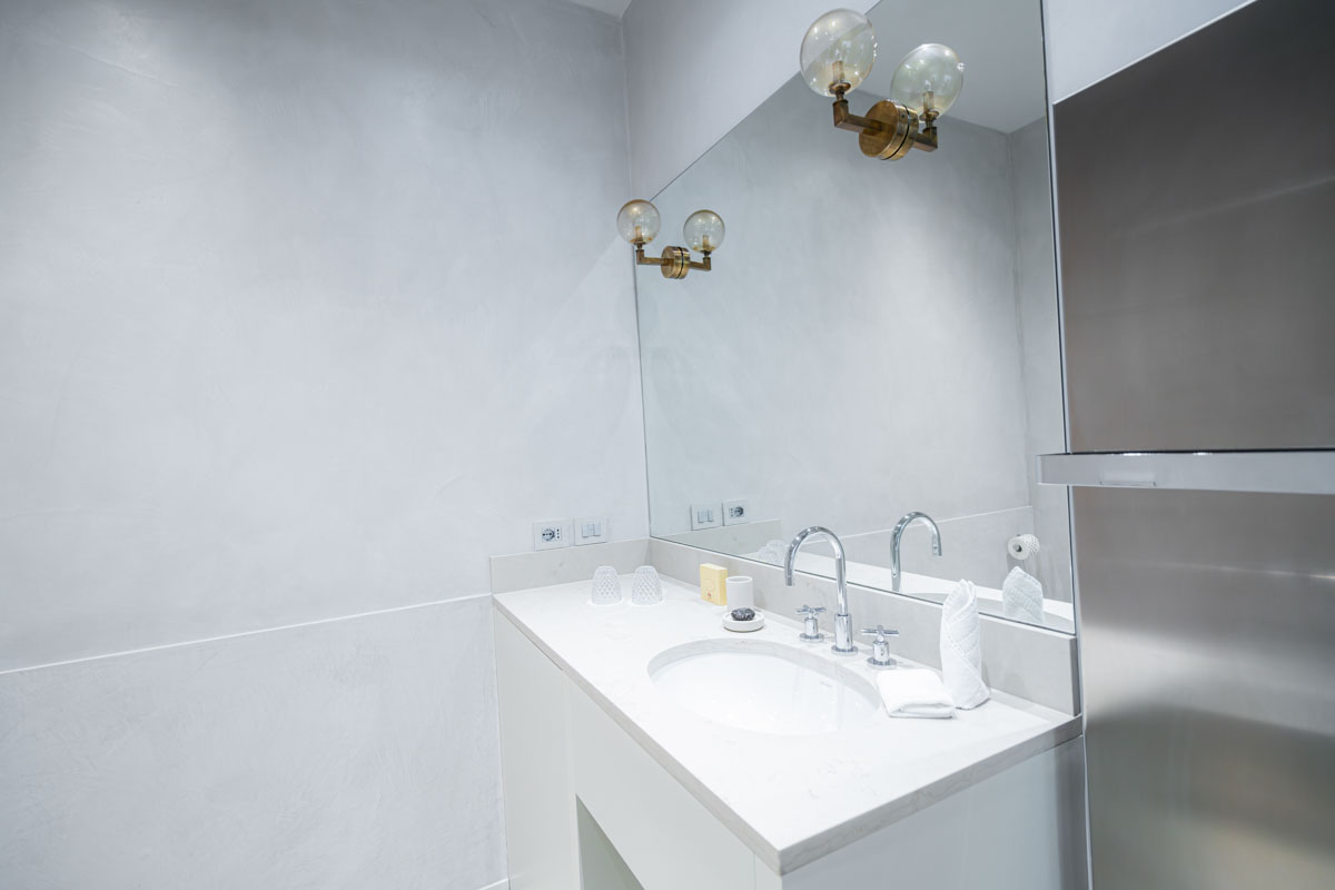 HV1651263742, photo 13 of 14